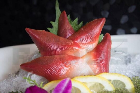 sashimi sò đỏ tươi ngon chất lượng