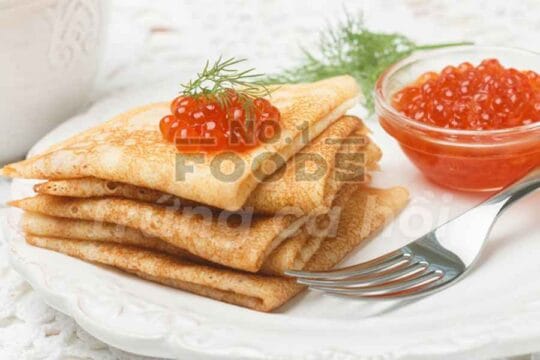 Blinchiki trứng cá hồi đông lạnh
