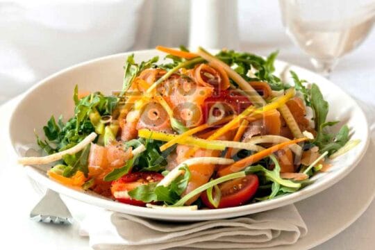 Salad Cá hồi xông khói