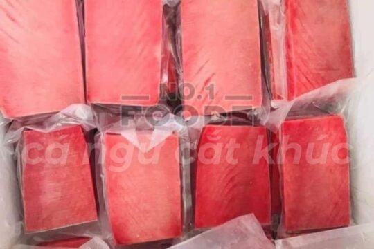 cá ngừ cắt khúc